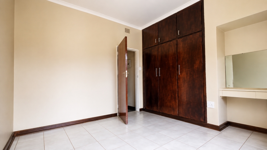 To Let 3 Bedroom Property for Rent in Flamwood North West
